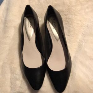 Black alfani pumps
